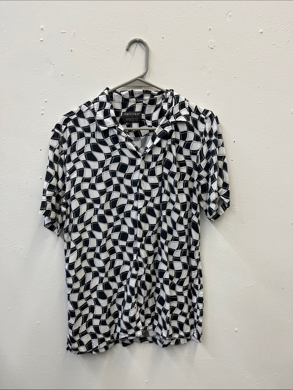 Primark Black & White Geometric Short-Sleeve Button-Down Shirt